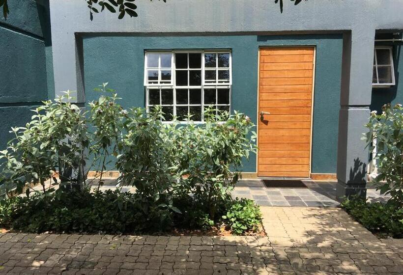 Номер Стандарт Трехместный, Ilanda Guest House