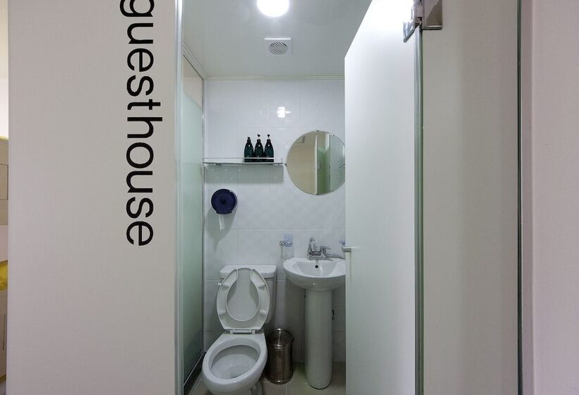家庭间, 24 Guesthouse Myeongdong Town