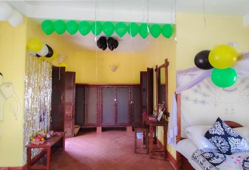 اتاق لوکس یک تخته, Sapana Village Lodge