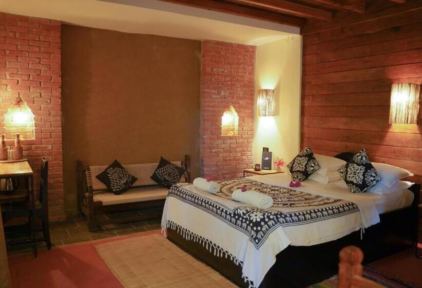 اتاق لوکس یک تخته, Sapana Village Lodge