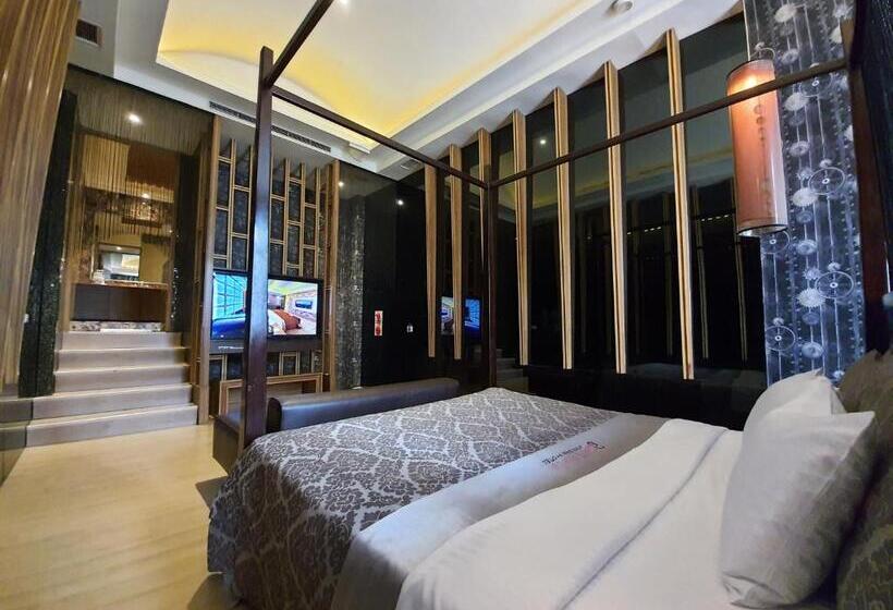 اتاق لوکس, Jin Sha Motel
