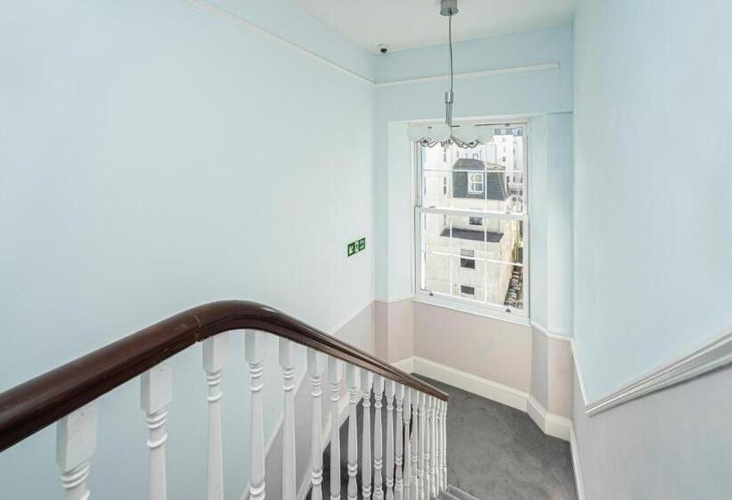 Номер Стандарт, Ocean Stays Hotel, Plymouth