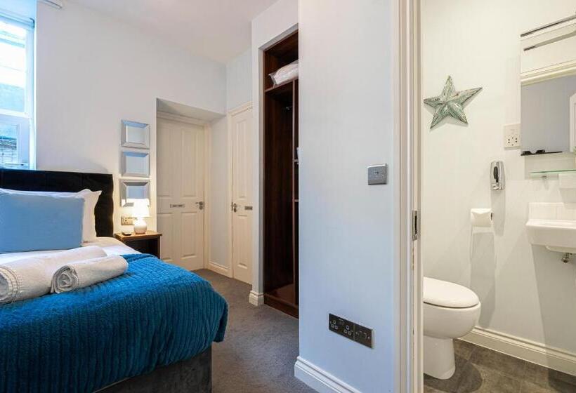 Номер Стандарт Индивидуальный, Ocean Stays Hotel, Plymouth