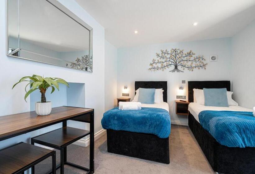 اتاق استاندارد, Ocean Stays Hotel, Plymouth