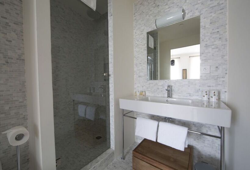 Номер Deluxe, Hôtel De La Villeon