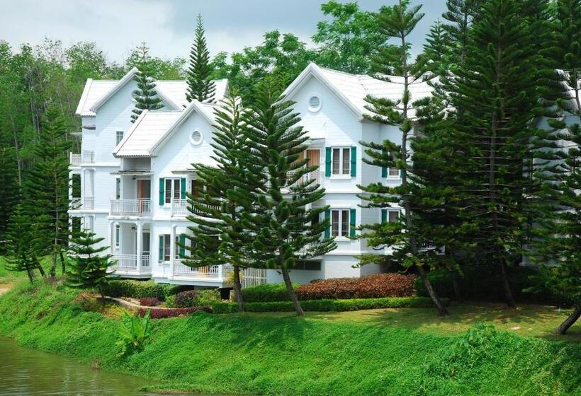 اتاق لوکس با چشم‌انداز دریاچه, Brookside Valley Resort