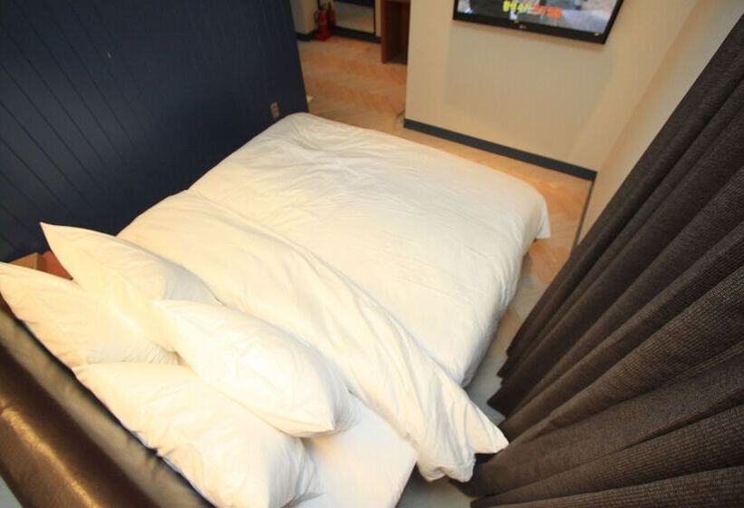 اتاق استاندارد, Hound Hotel Changwon Terminal