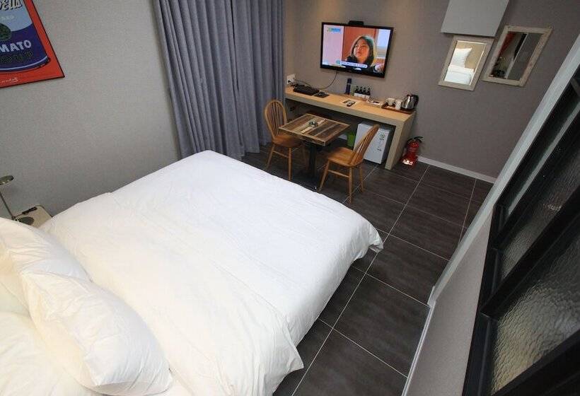 اتاق لوکس, Hound Hotel Changwon Terminal