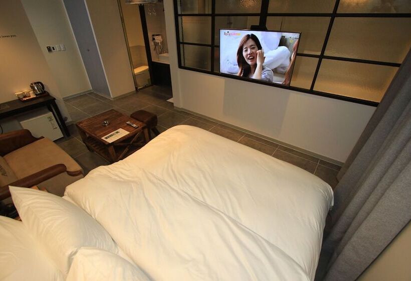 اتاق لوکس, Hound Hotel Changwon Terminal