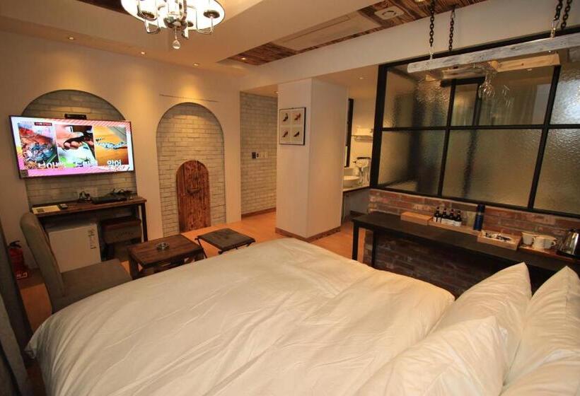 اتاق استاندارد, Hound Hotel Changwon Terminal