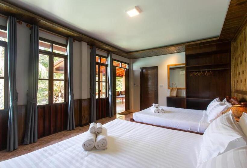 Семейное Бунгало, Koh Tao Relax Freedom Beach Resort