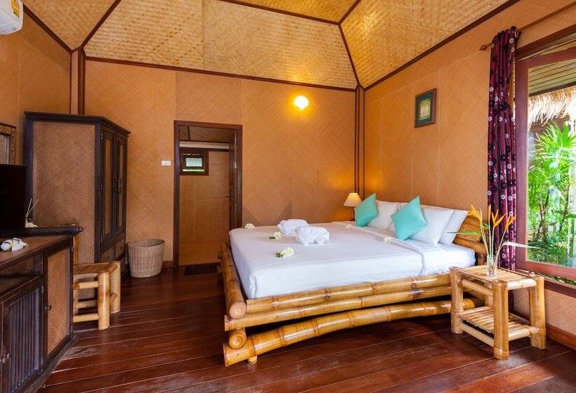 Бунгало Deluxe, Palm Leaf Resort Koh Tao