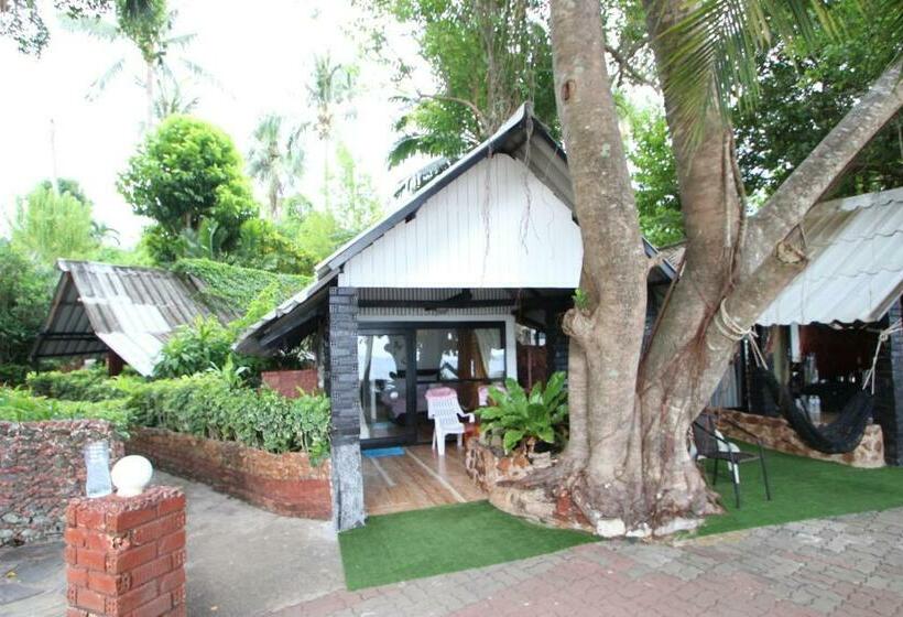 Бунгало Стандарт, Pine Bungalow
