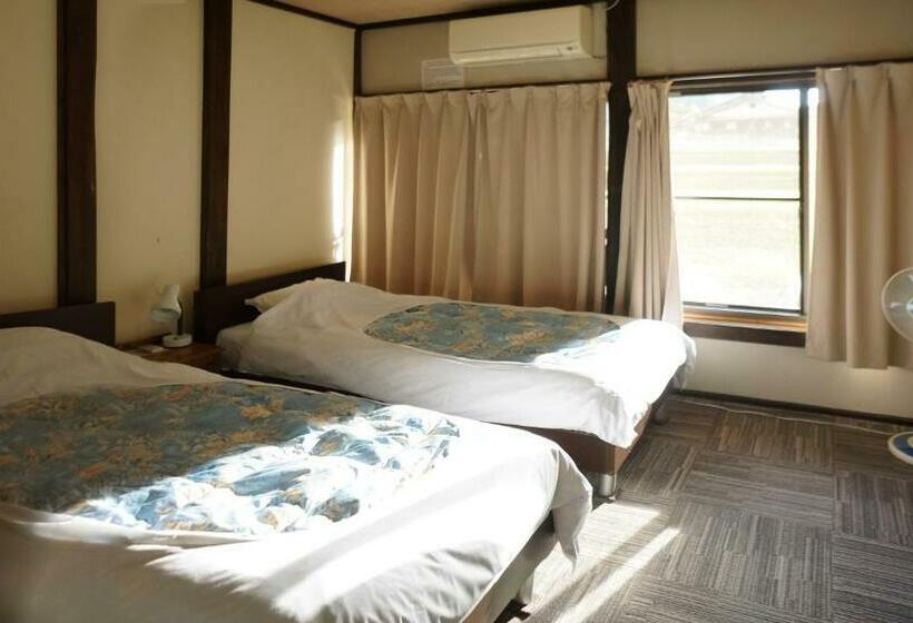 带共用浴室的标准房间, Sakura Guest House