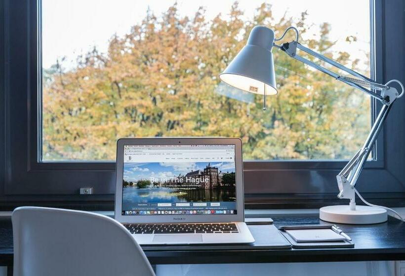 Номер Executive, B Aparthotel Kennedy