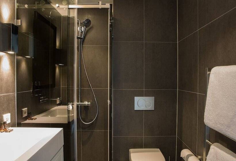 Номер Executive, B Aparthotel Kennedy