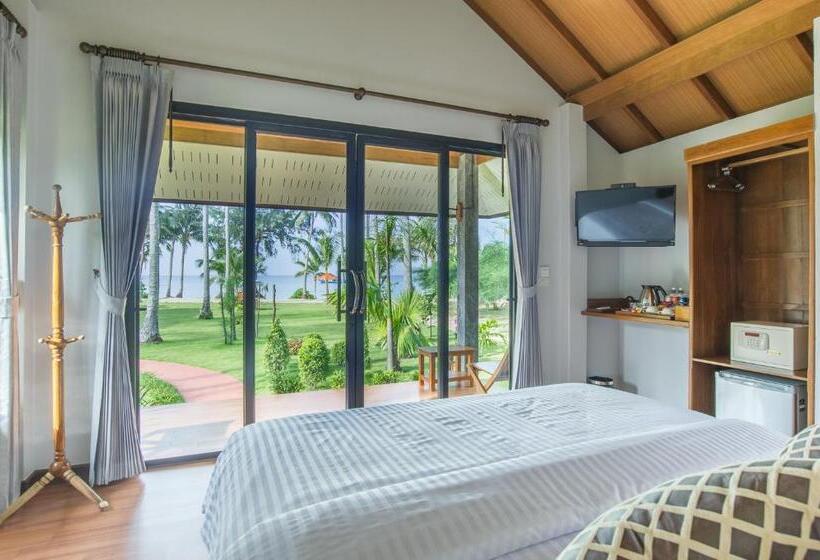 스탠다드 방갈로, Medee Resort