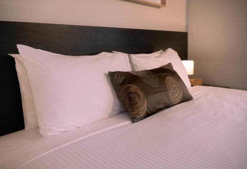Студия Deluxe, Boathouse Resort Studios And Suites