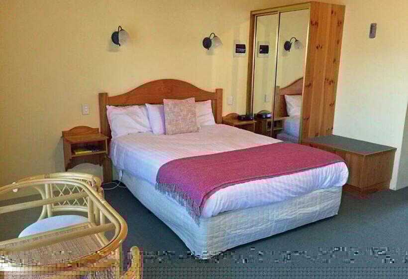 스위트, Coonawarra Place Motor Inn