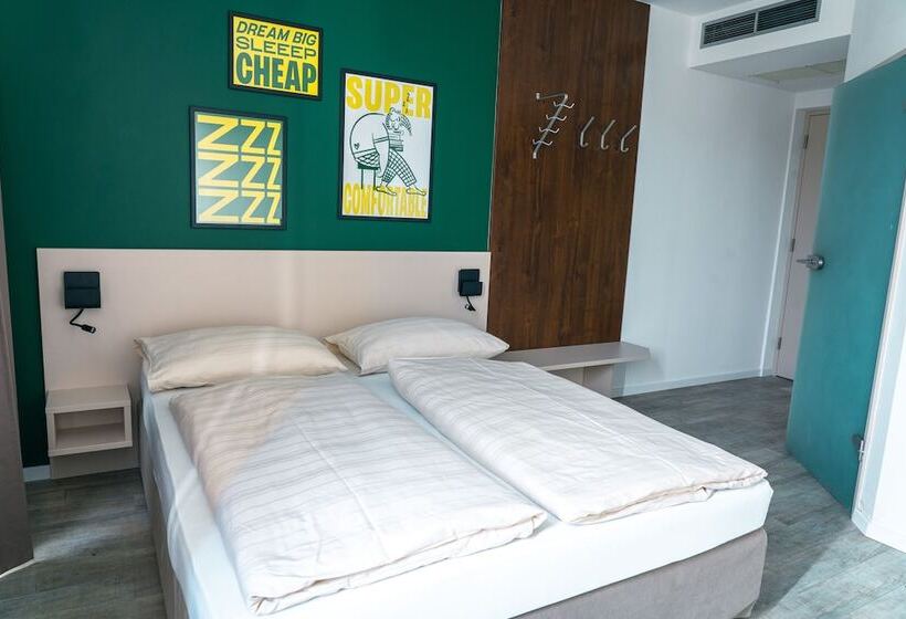 Номер Стандарт Адаптированный для Инвалидов, Sleeep Hotel Ansfelden