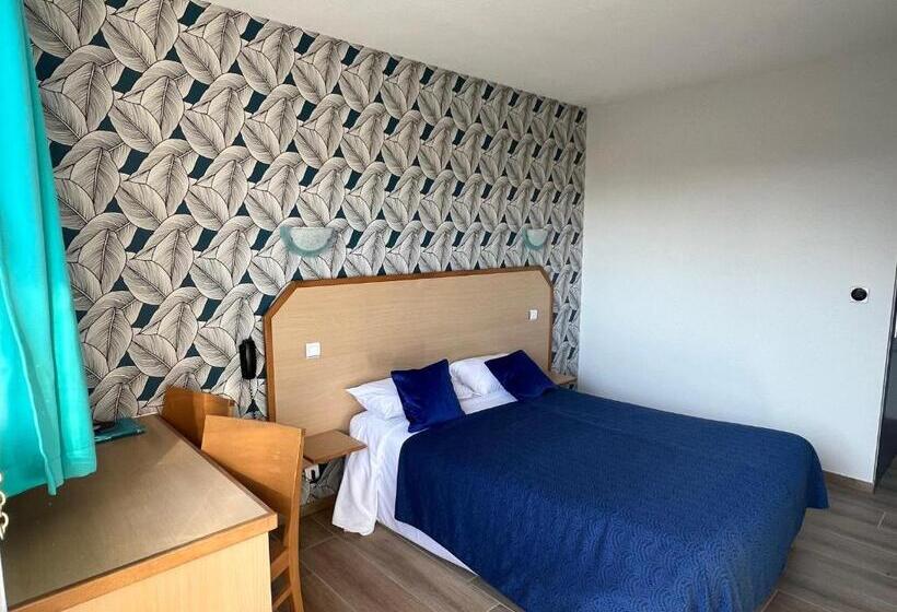 Номер Стандарт, Hôtel Le Laury S