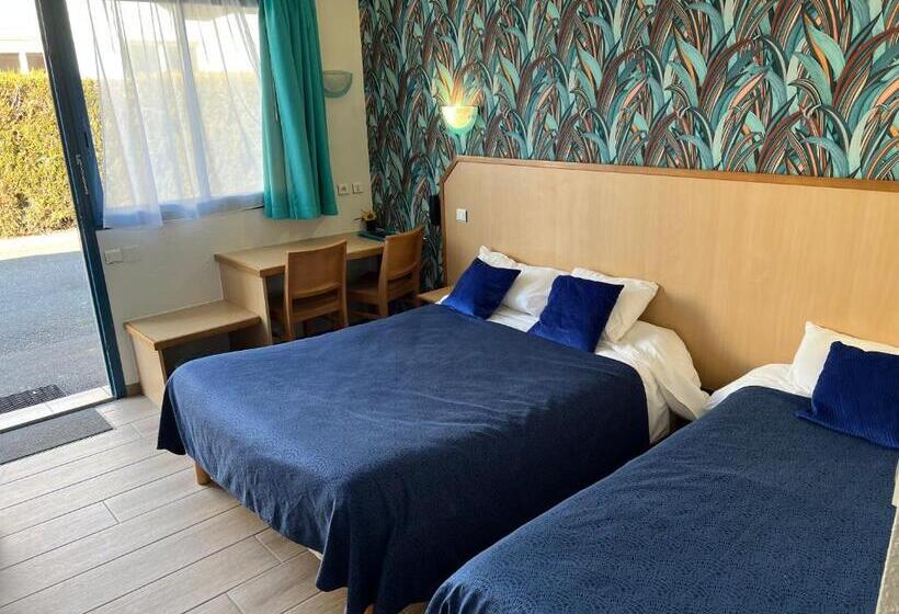 스탠다드 트리플 룸, Hôtel Le Laury S