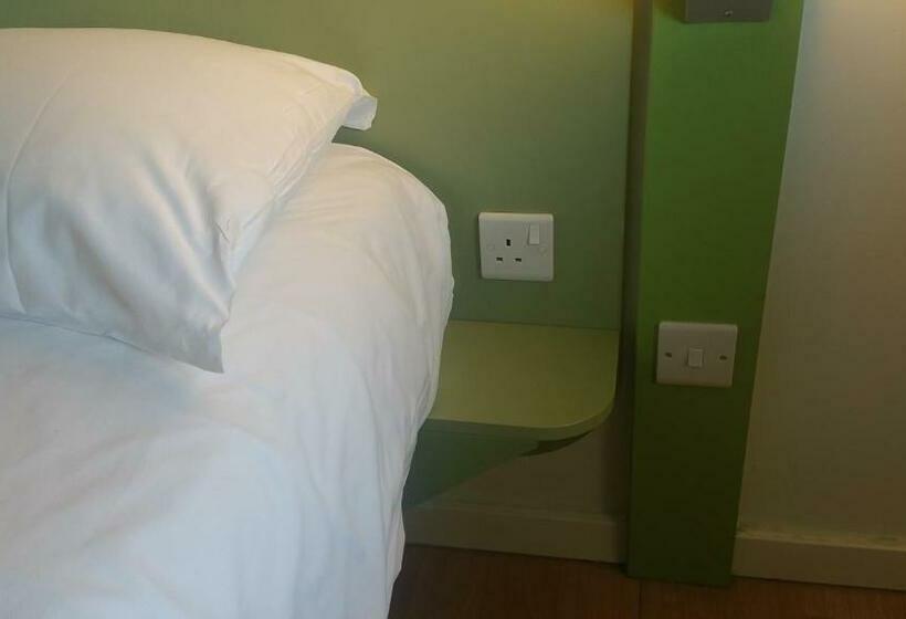 Номер Стандарт, Ibis Budget Leicester