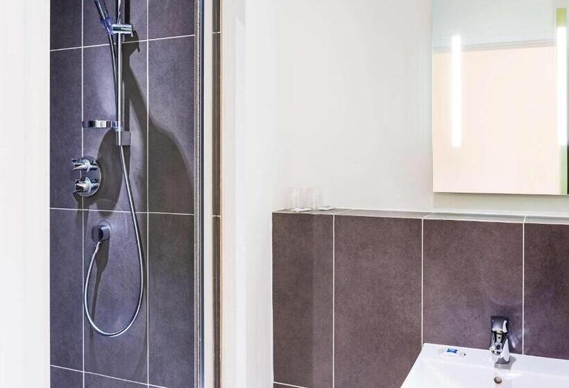 Номер Стандарт, Ibis Budget Leicester