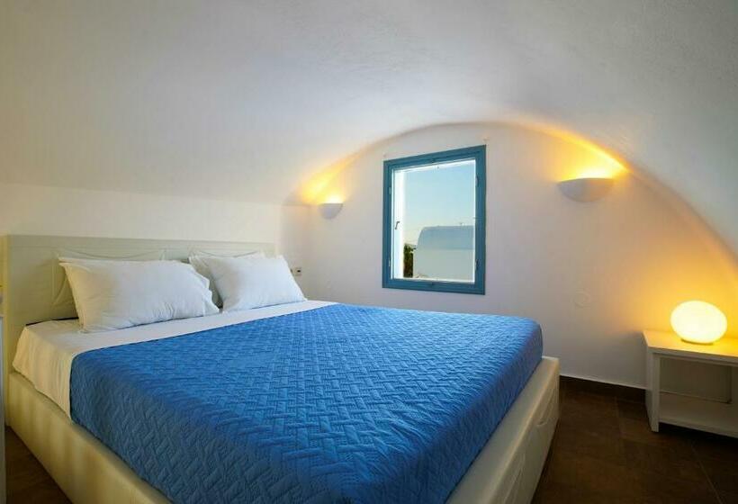 带按摩浴盆的套房, Athiri Santorini