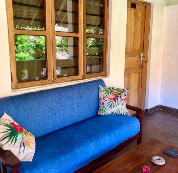 Номер Стандарт с Балконом, Bahati Villa