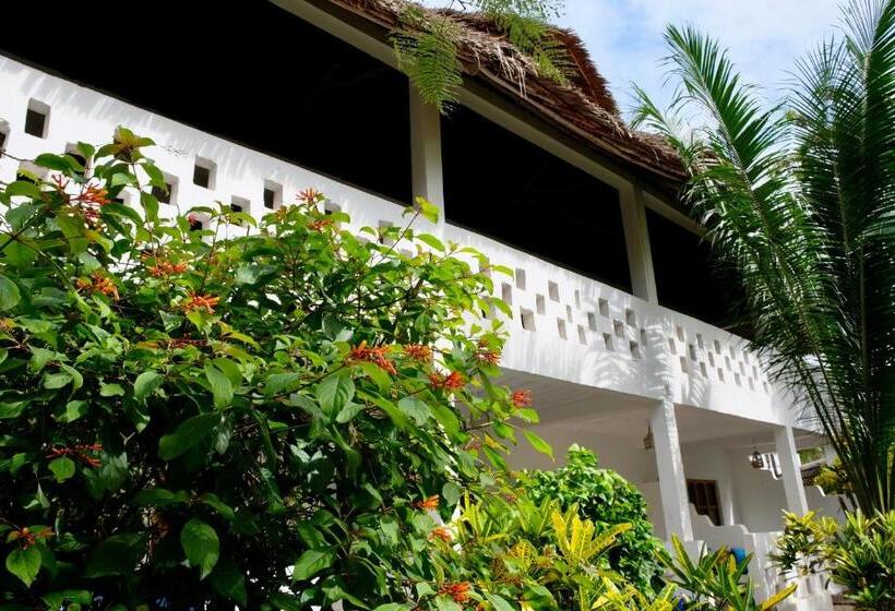 Номер Стандарт с Балконом, Bahati Villa