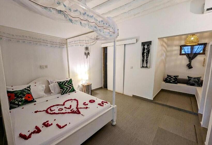 Номер Стандарт с Балконом, Bahati Villa