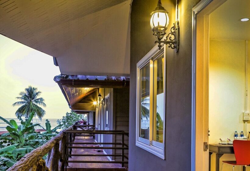 Номер Deluxe, Bella Vista Beach Resort Koh Lipe