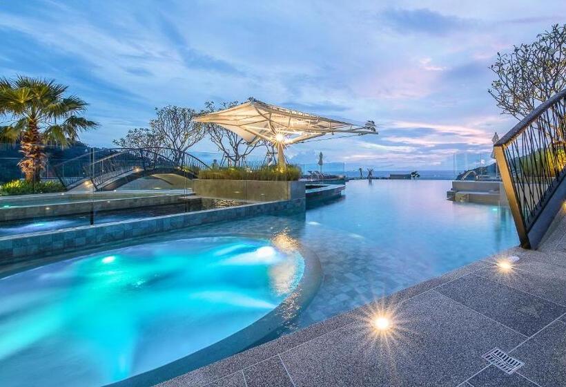 Номер Deluxe, Crest Resort & Pool Villas   Sha Extra Plus