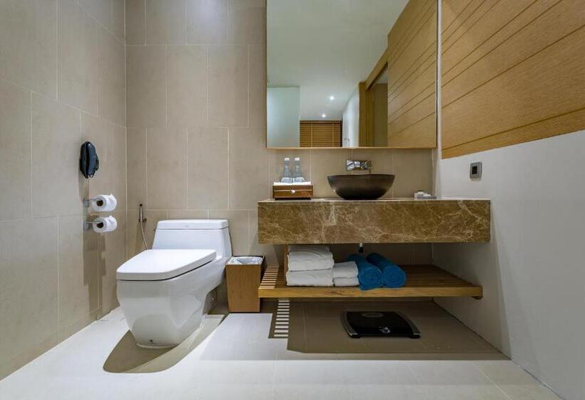 Вилла 2 Спальни, Crest Resort & Pool Villas   Sha Extra Plus