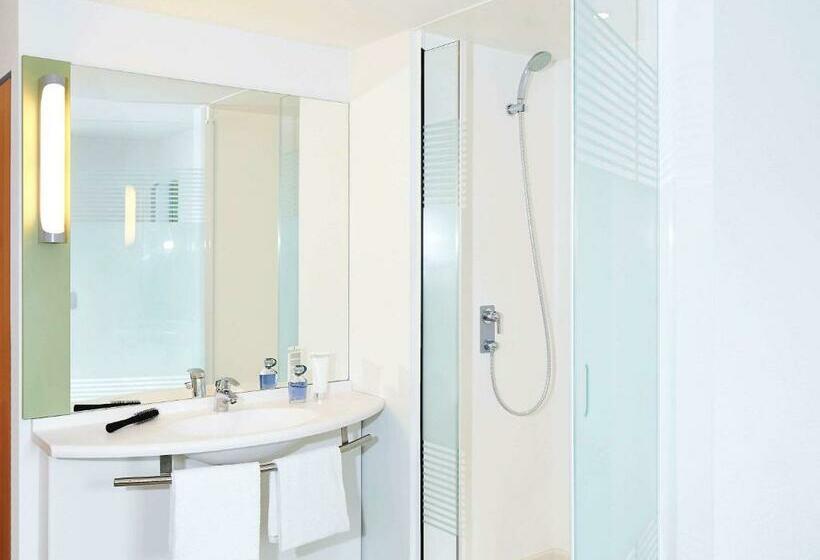 اتاق استاندارد سه نفره, Ibis Budget Zurich City West
