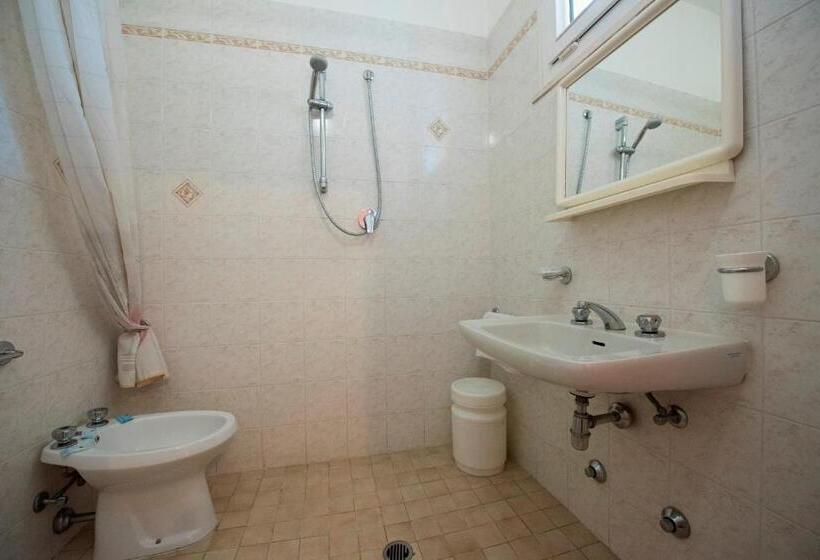 Четырехместный Номер Стандарт, Settebello B&b
