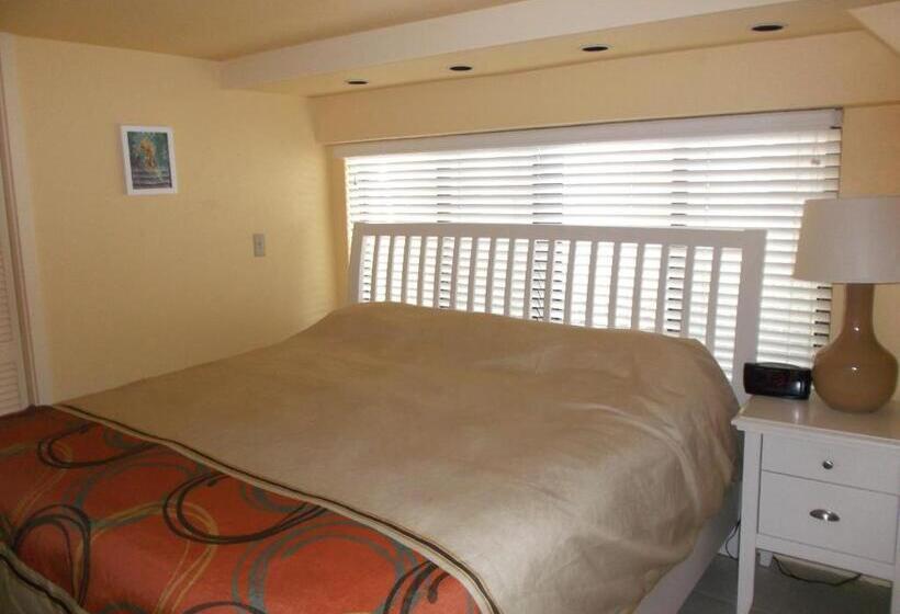 דירת שני חדרים, Hollywood Sands Resort