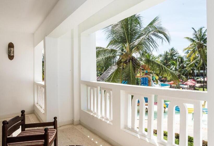 Номер Клуб, Prideinn Paradise Beach Resort & Spa Mombasa