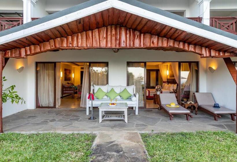 Люкс Вид на Море, Prideinn Paradise Beach Resort & Spa Mombasa