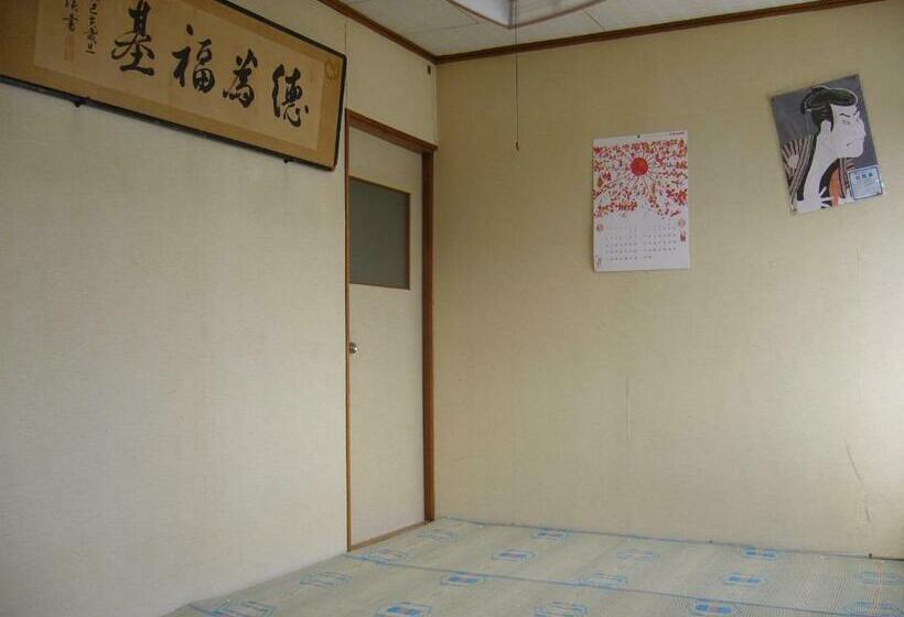 浴室共有ファミリールーム, Minshuku Mutsukari