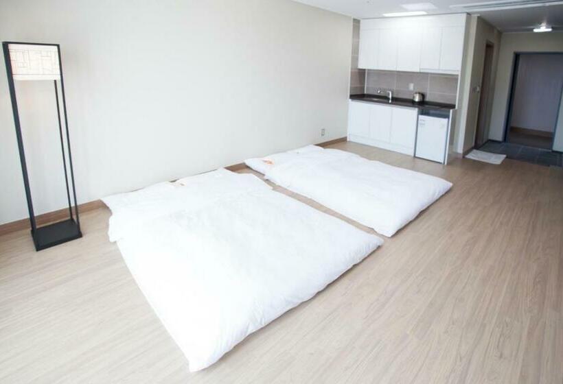 Семейный Номер Deluxe, Dongwon Youthhostel