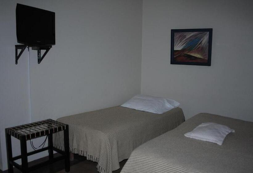 Номер Стандарт Трехместный, Al Sereno Hotel Y Spa