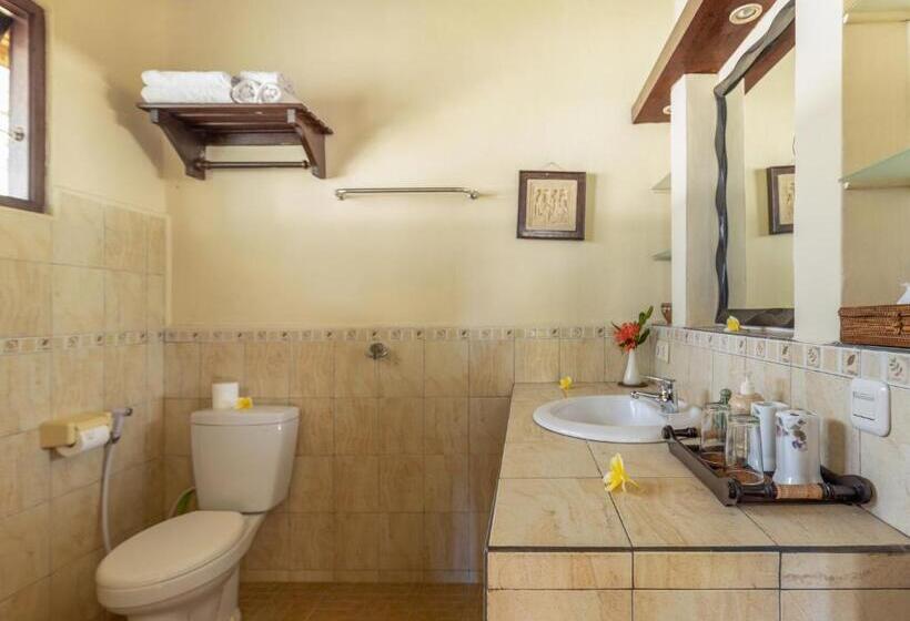 Вилла 3 Спальни, Alam Anda Ocean Front Resort & Spa Chse Certified