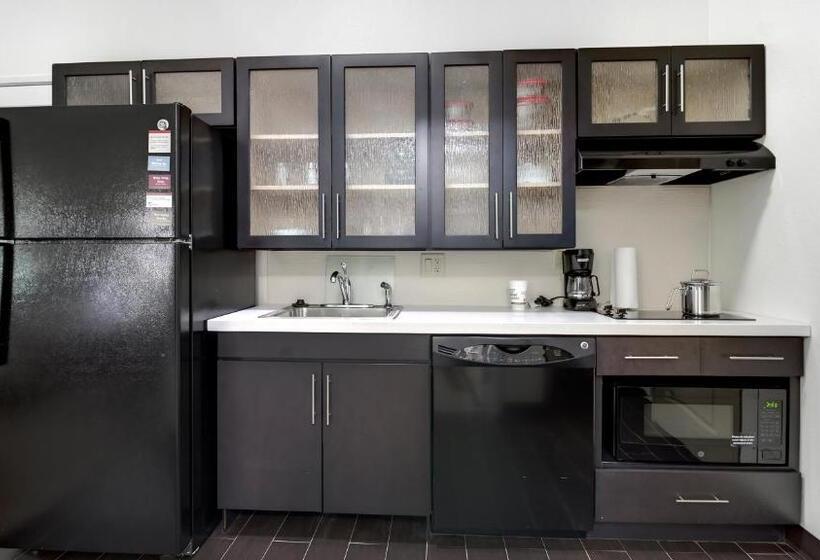 Студия Стандарт, Candlewood Suites Waco, An Ihg