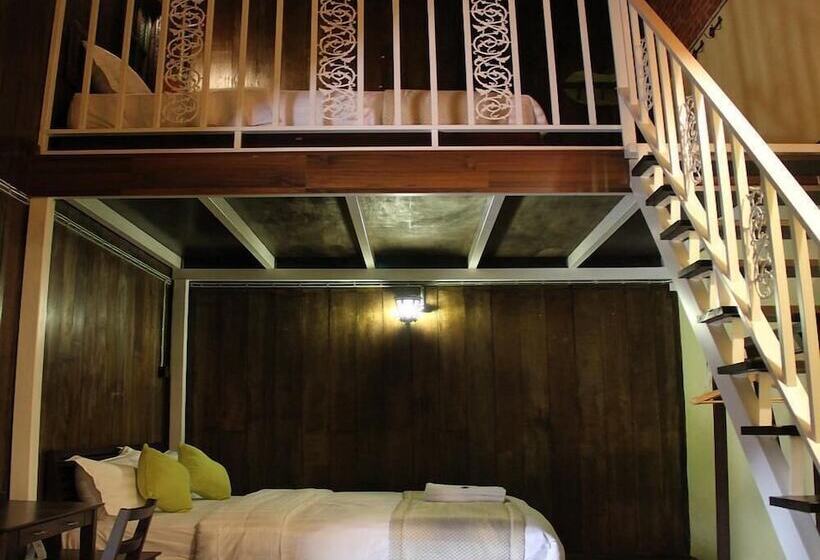 Family Suite, Kelantan House