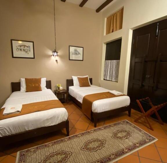 Standard room with outdoor bath, Kelantan House