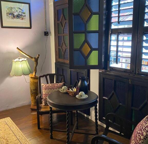 Стандартный Номер Кровать Кинг, Kelantan House
