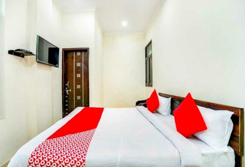 Трехместный Номер Классика, Oyo Flagship 81126  Lime Tree Residency