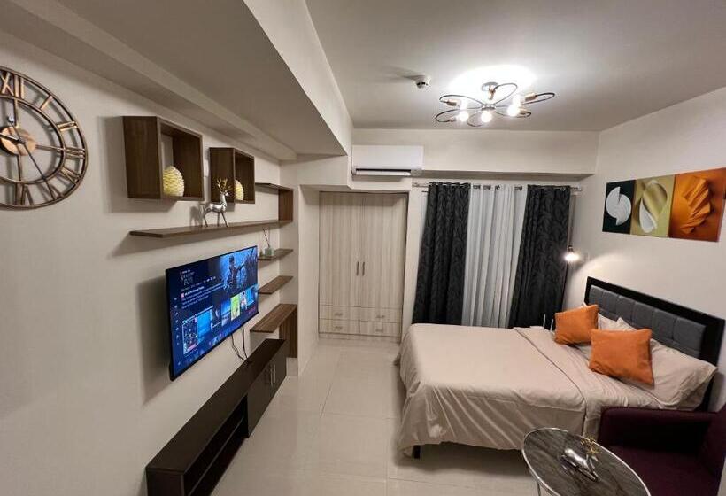 إستديو قياسى مزود بشرفة, Inspiria Tower Condominium 1126